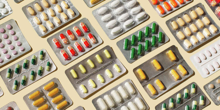 Stanford Scientist Looking To Replace Traditional Pain-killers With Cannabis Pills, See How Far He’s Come