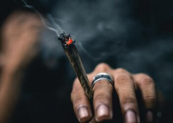 How Many Joint Puffs Equal One Bong Hit?