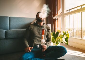 Cannabis Inhalation Linked to Significantly Higher Risk of Asthma