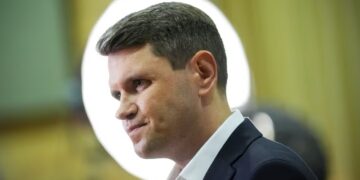 Why Are Marijuana Operators Donating to a Anti-Marijuana Senate Candidate?